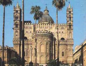 Xtrallusion offers characteristic Bed and Breakfast, B&B, Guest House, Hotel, Albergo and Country Lodge accommodation in Italy. Plus independent self-guided Walking, Adventure, Activity, Skiing and Paragliding Holiday itineraries on the Italian Rivieras, in the Italian Lakes, in the Italian Alps and in some of the most beautiful corners of Italy.